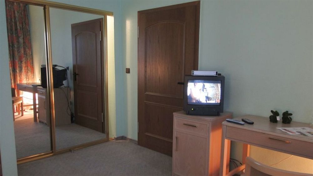 Hotel Dallgow Extérieur photo