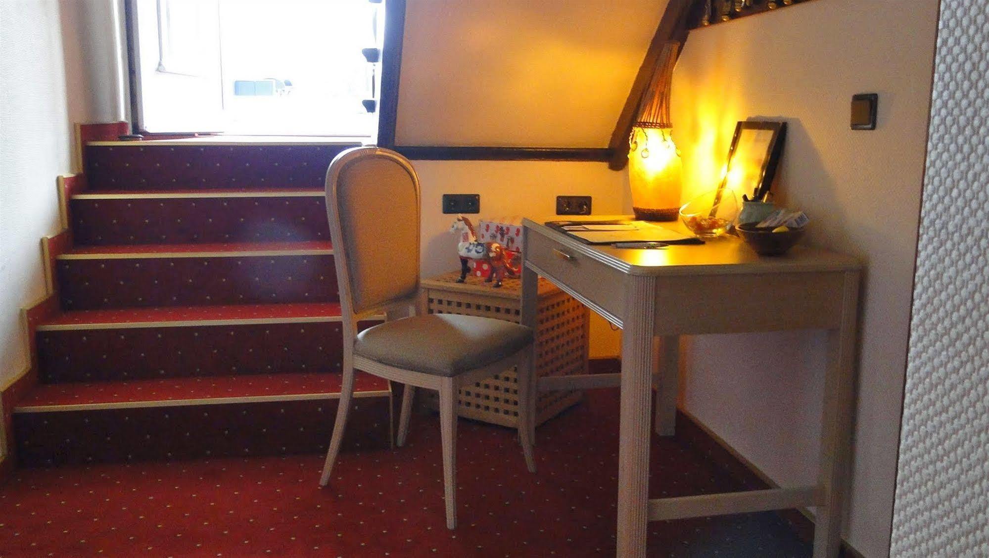 Hotel Dallgow Extérieur photo