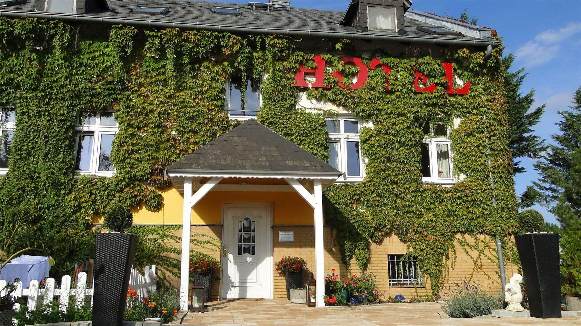 Hotel Dallgow Extérieur photo