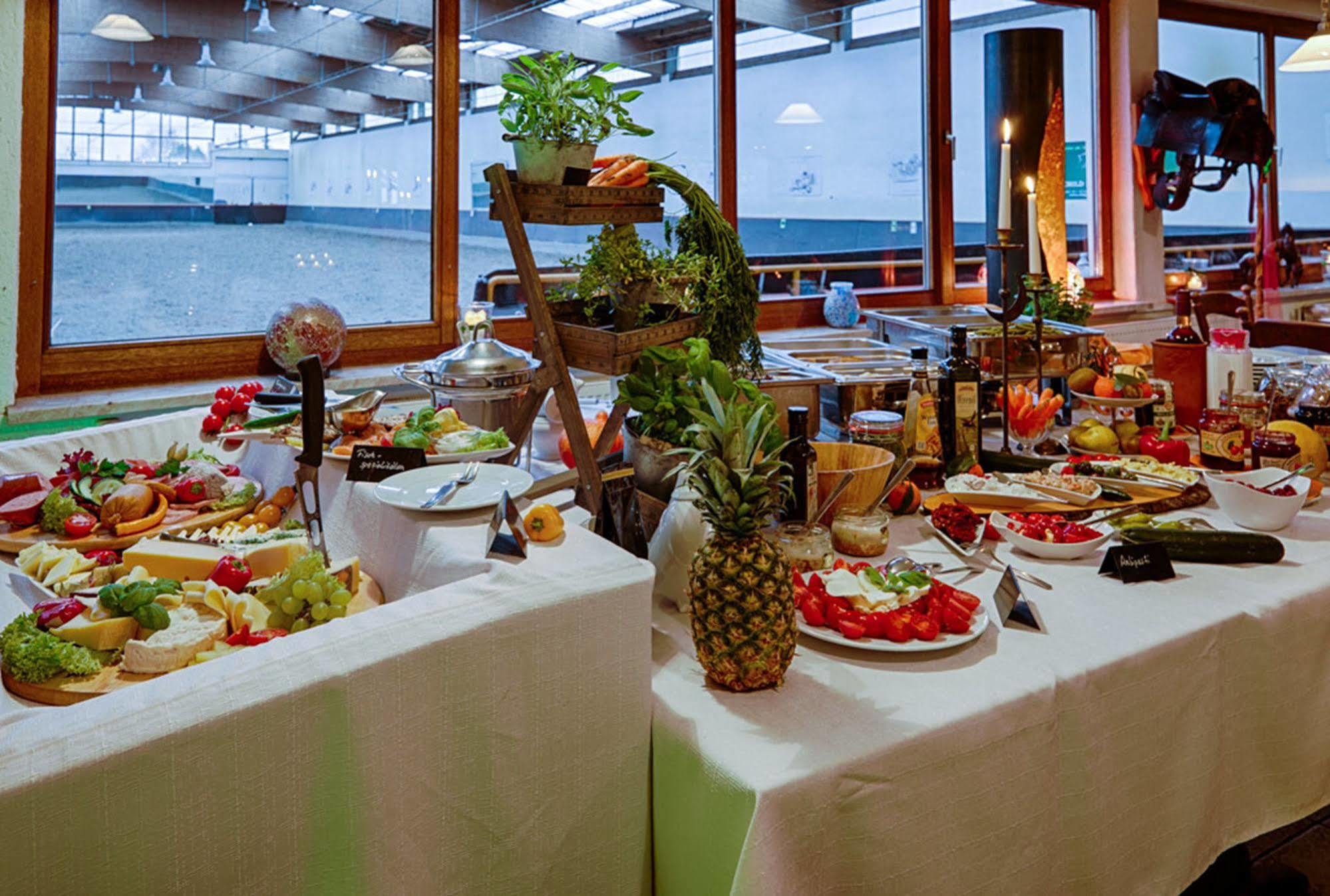 Hotel Dallgow Extérieur photo